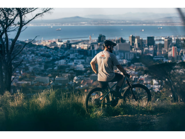 Outer Sungazer T-shirt -Light Grey